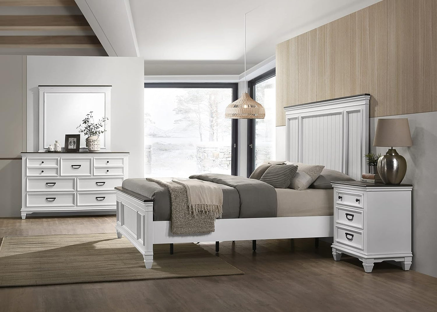 Roundhill Furniture Clelane Wood Bedroom Set with Shiplap Panel Queen Bed, Dresser, Mirror, Two Nightstands, and Chest in Weathered White and Walnut
